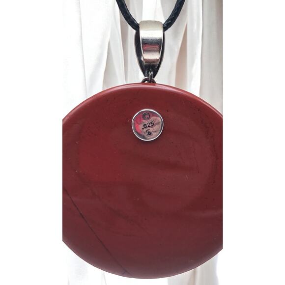 Vintage Carnelian Round Carved Pendant Necklace Sterling Silver - Picture 4 of 4